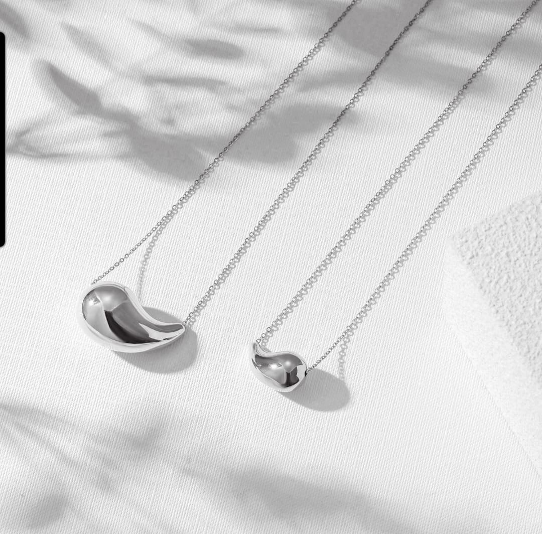 serena necklace