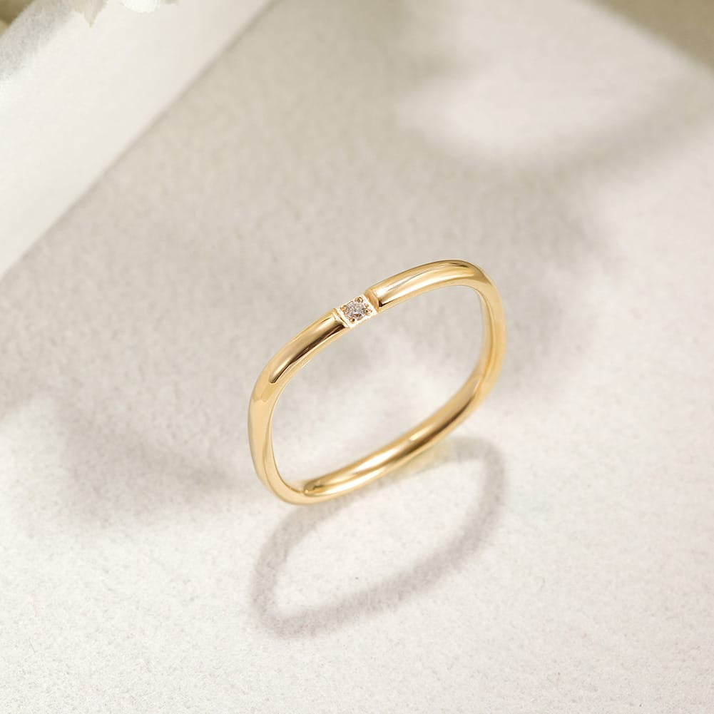 zoë ring