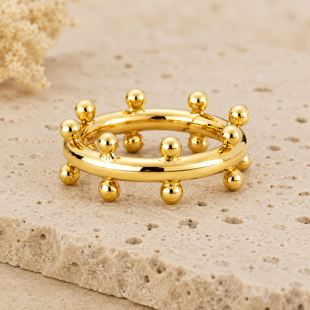 halo studded ring