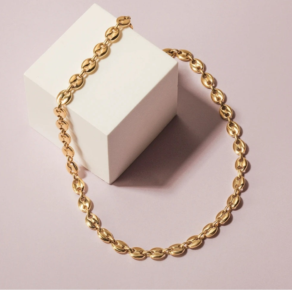 gigi coffee bean necklace