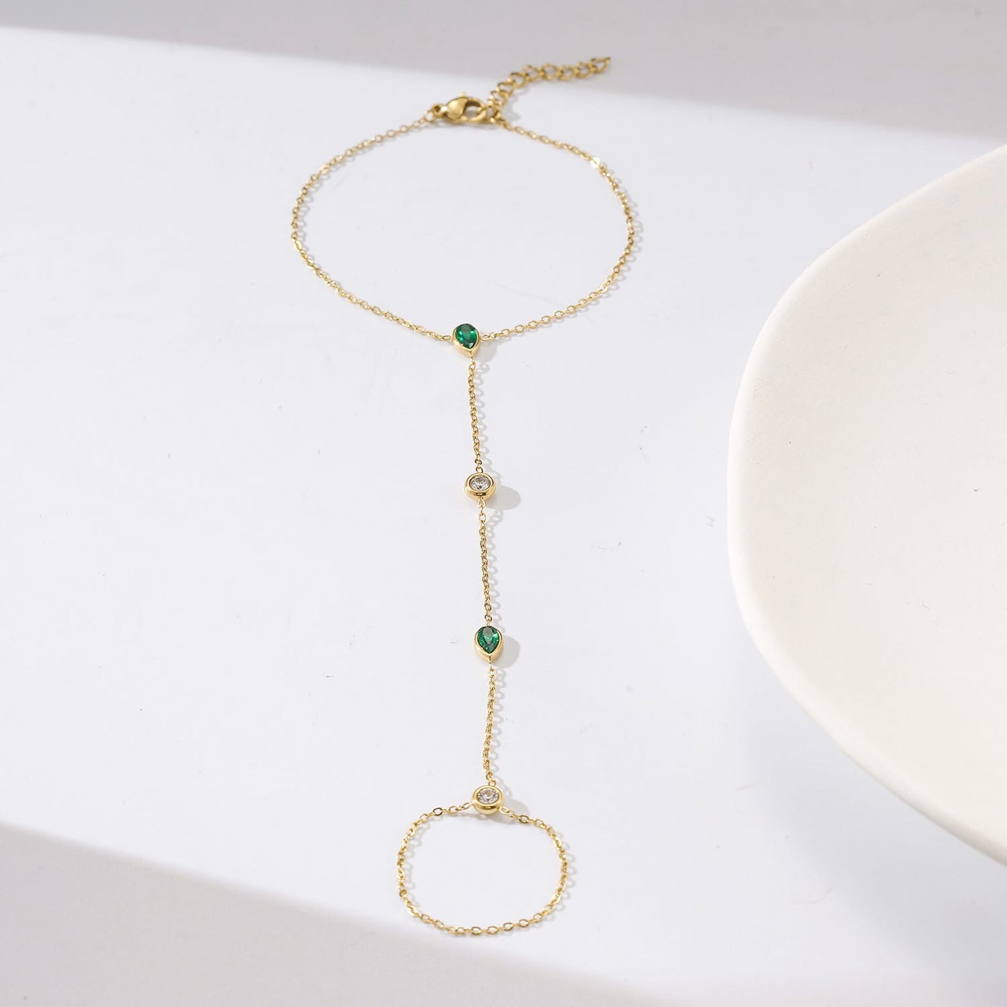 emi hand-chain