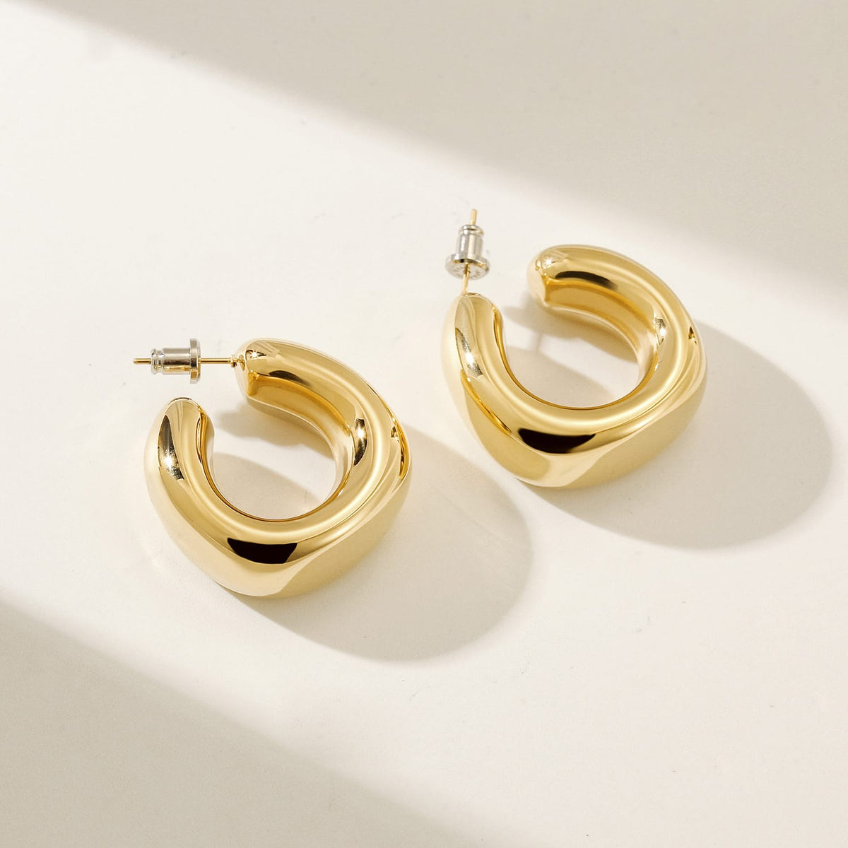 callie chunky hoop earrings