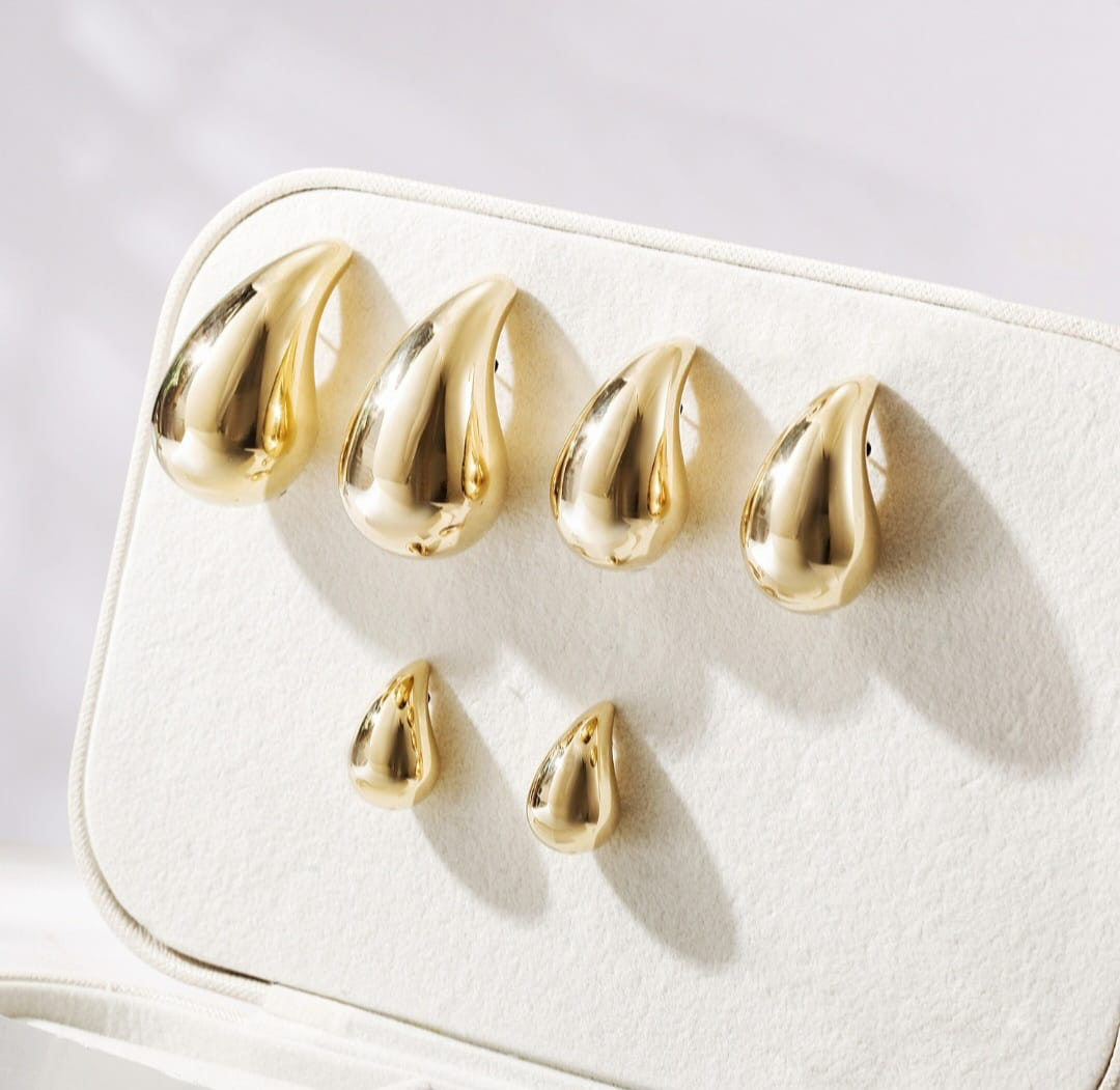 serena earrings