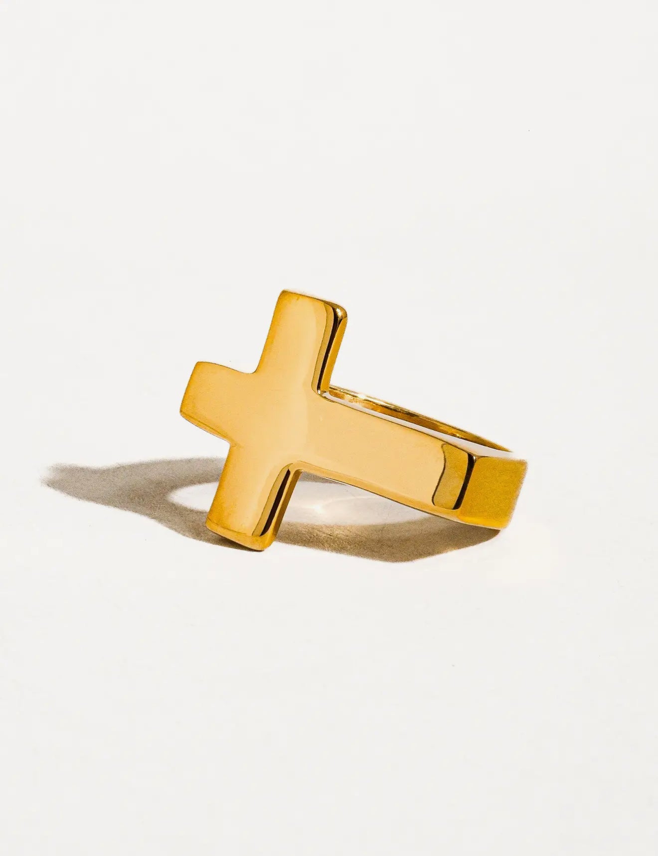 vera cross ring