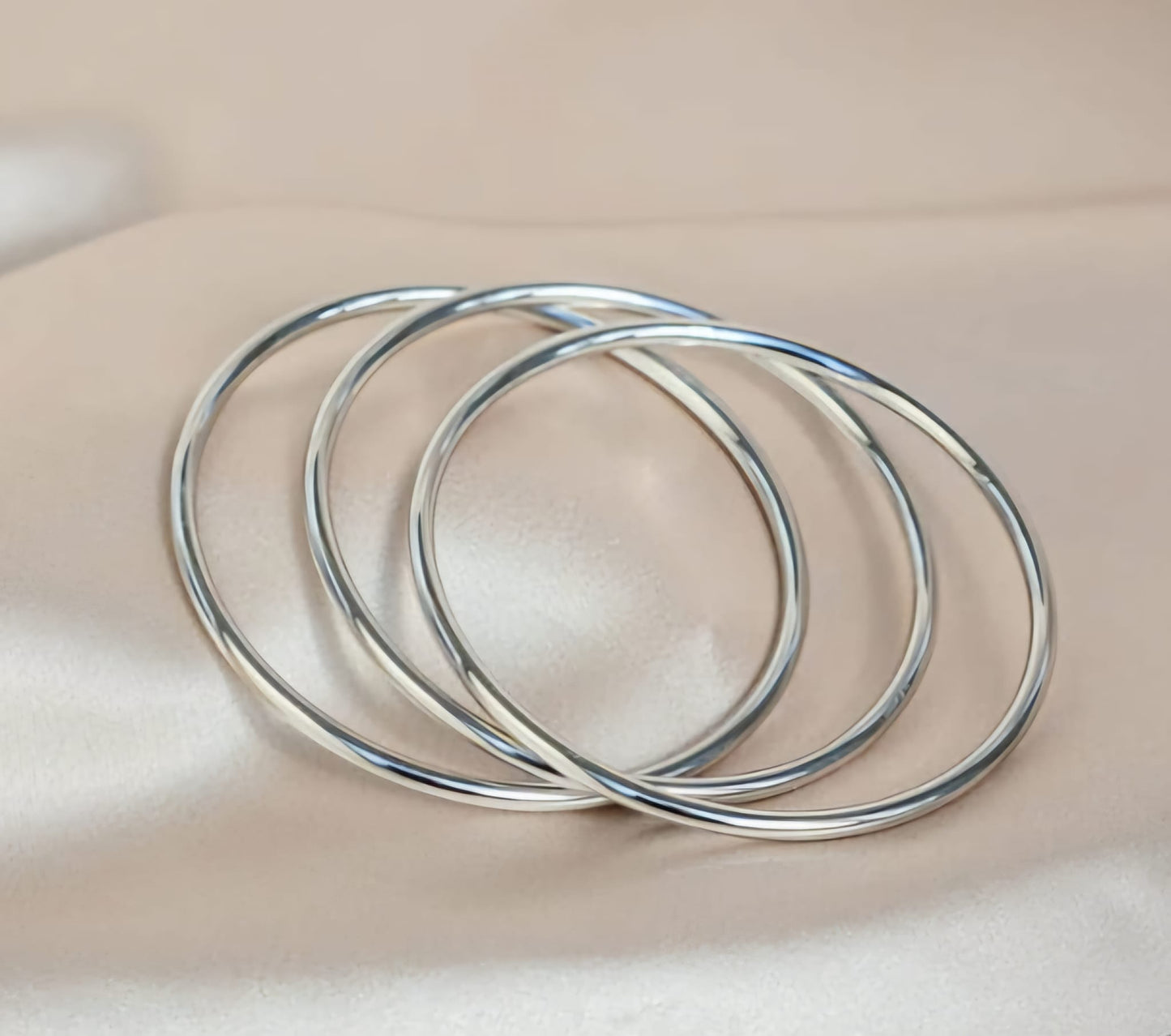 stella bangle