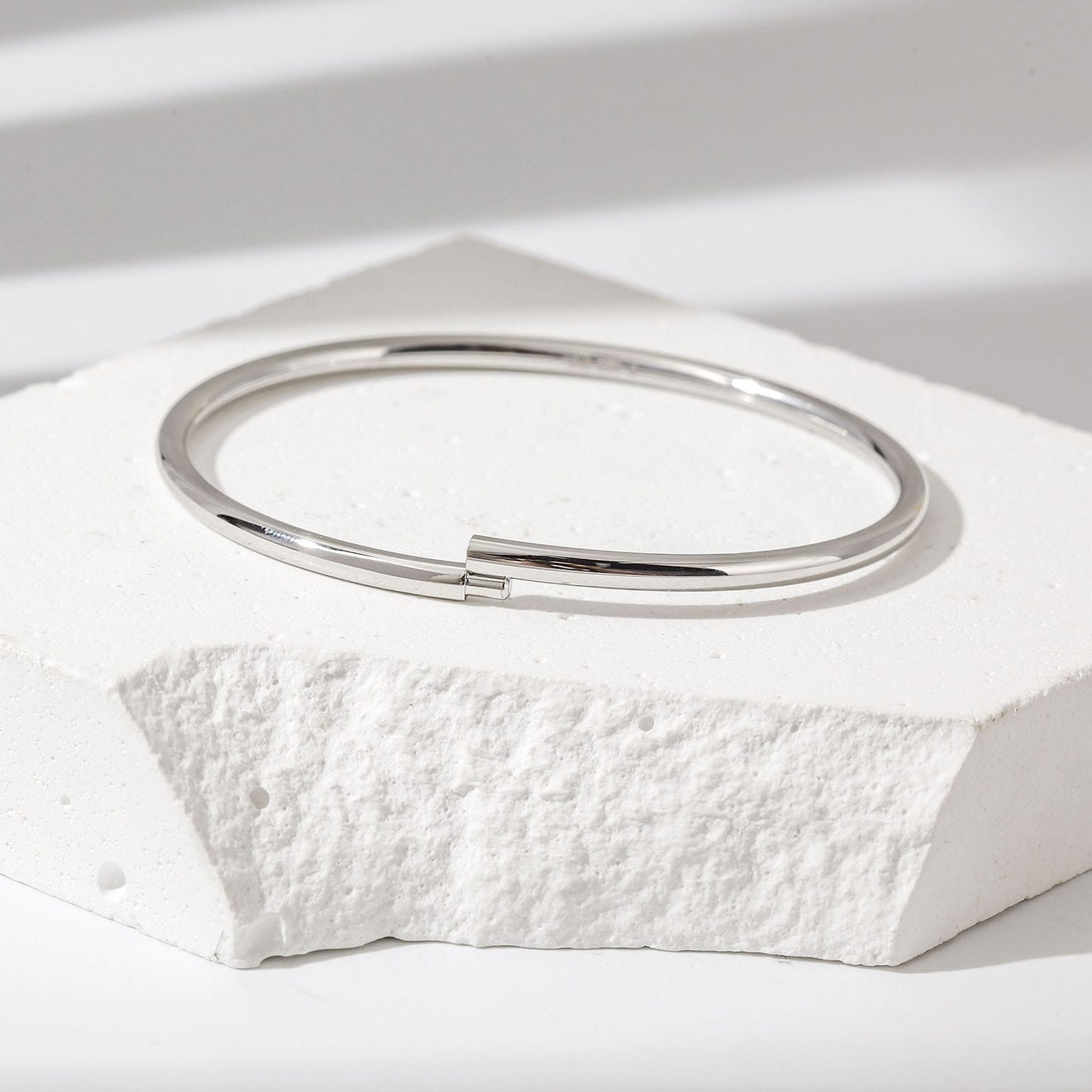 stella bangle