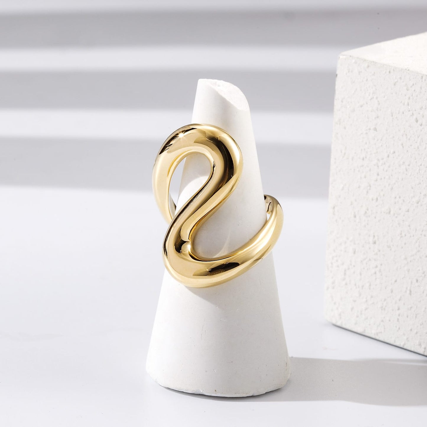 sloane ring