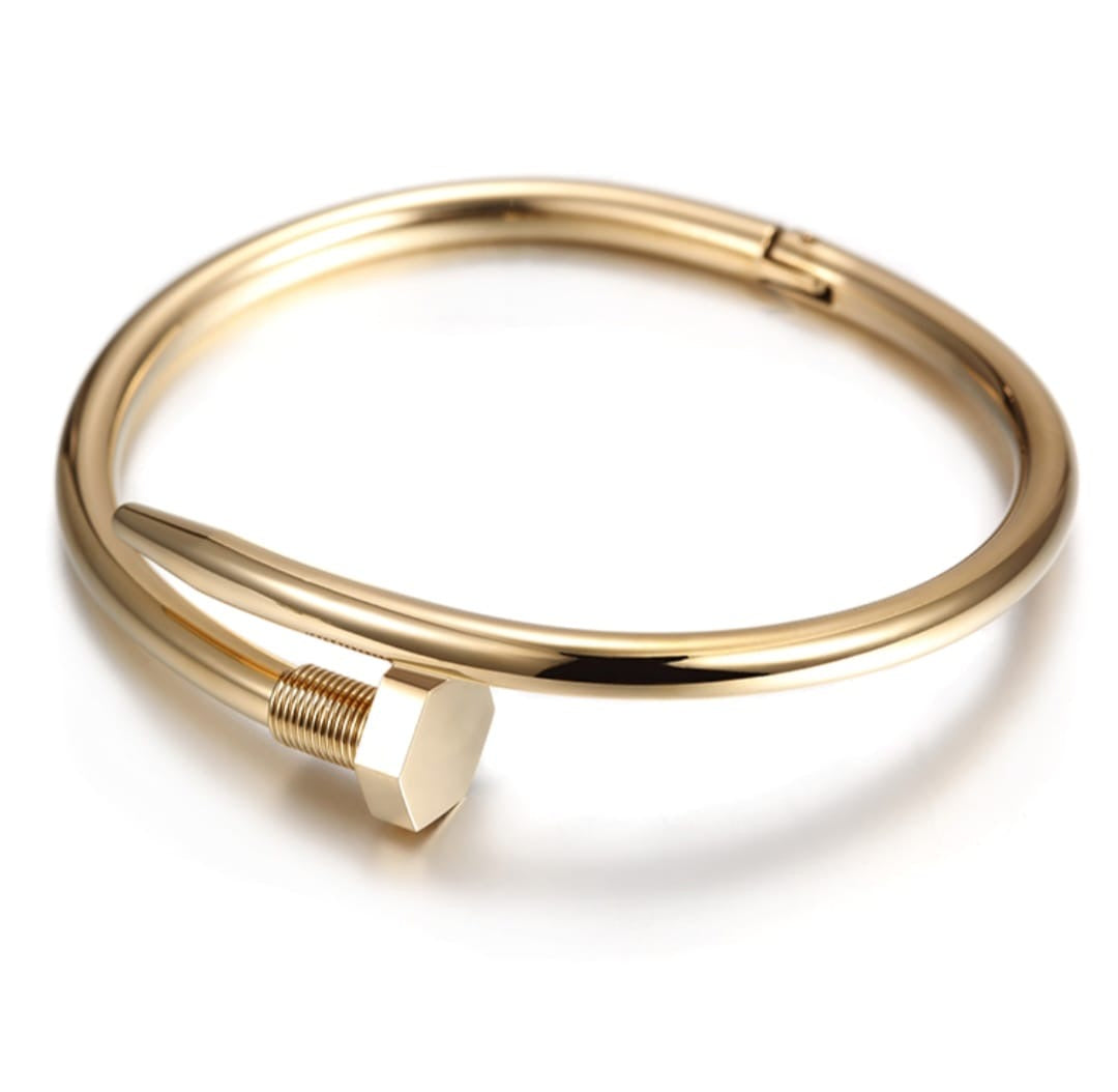 parker nail bangle