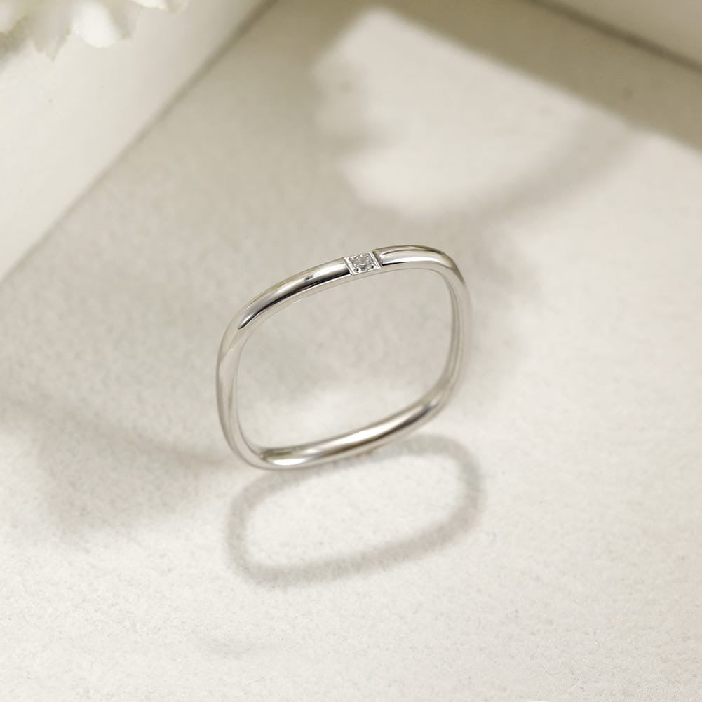 zoë ring
