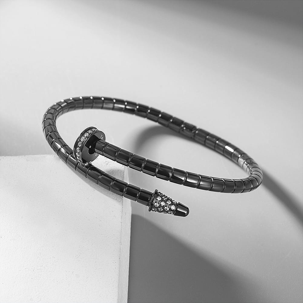parker ribbed nail bangle